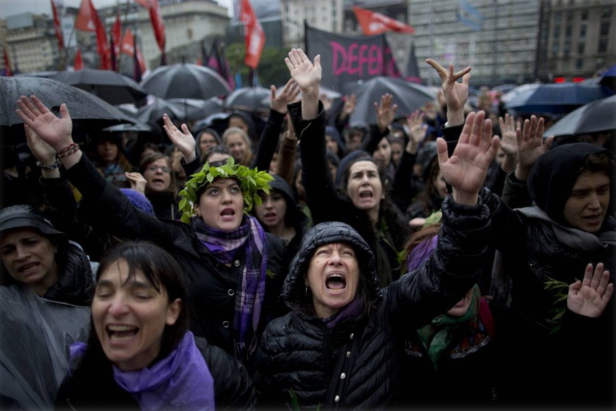 8 Mart’ta bize dayatılan hayata hayır diyelim!