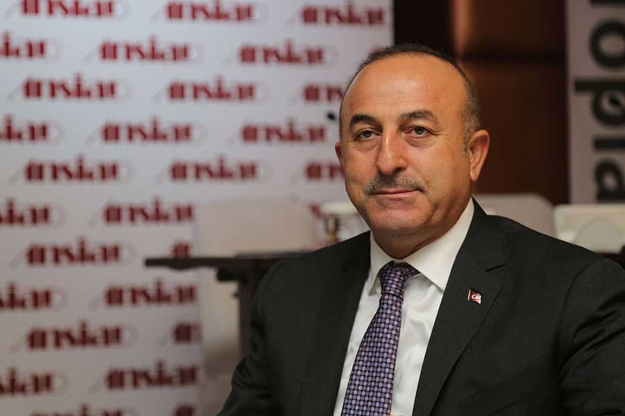 Bakan Çavuşoğlu: Mülteci anlaşmasını iptal edebiliriz