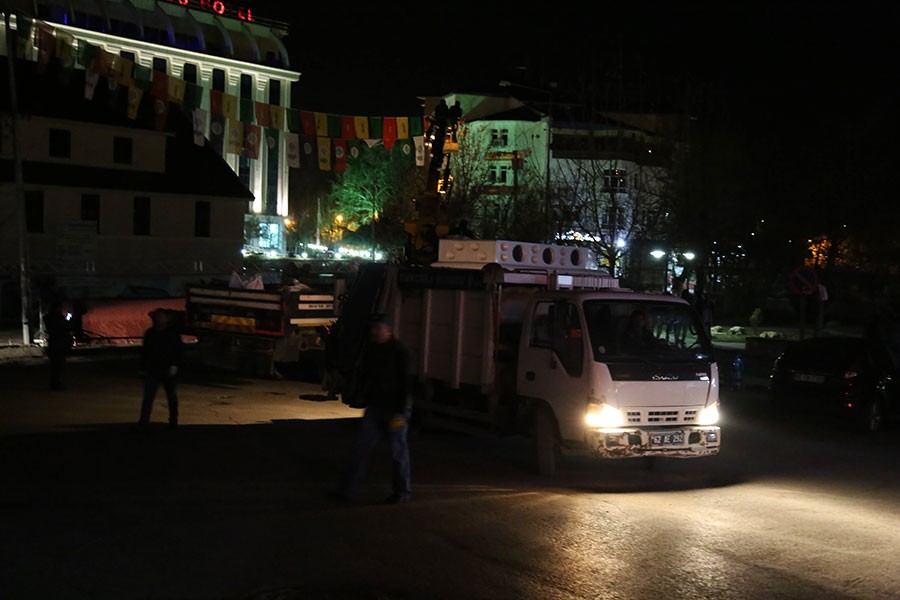 Dersim'de kayyım Newroz alanının elektriğini kesti