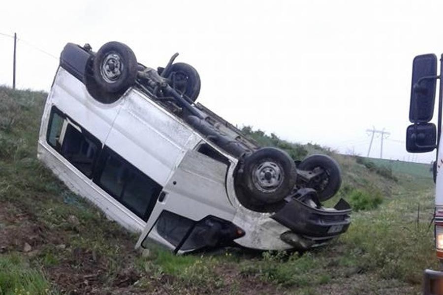 Çorum'da öğrenci servisi kaza yaptı: 13 yaralı