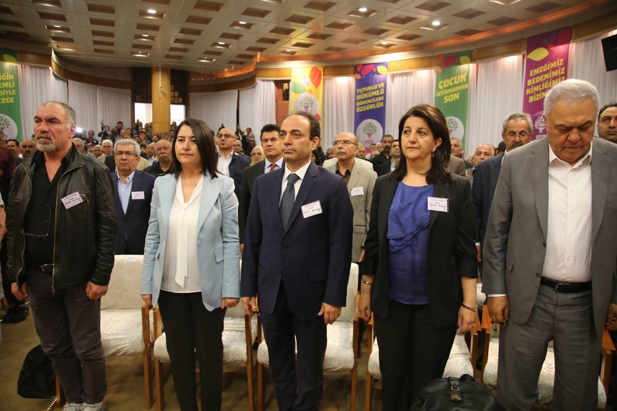 HDP’de ‘zorunlu’ kongre günü: Delegelerin çoğu tutuklu