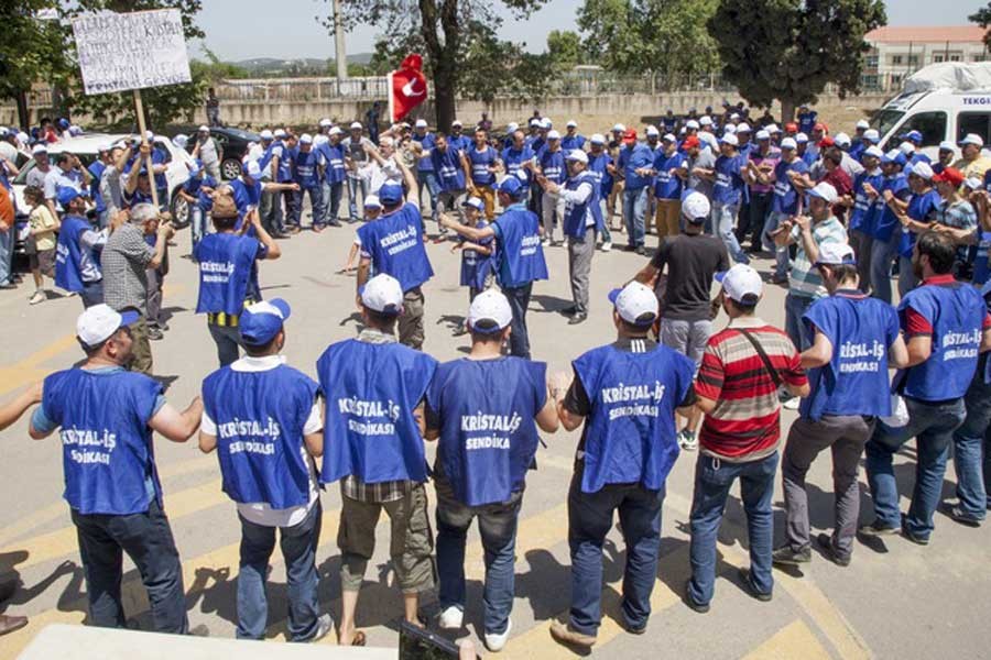 Grev yasakçıları işbaşında, Şişecam işçilerinin yanındayız