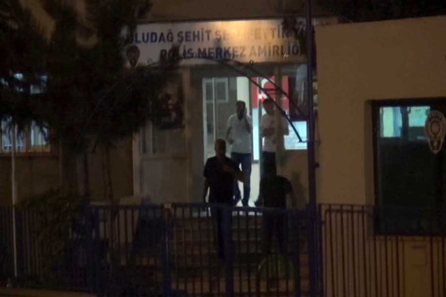 Bursa’da polis merkezine silahlı saldırı