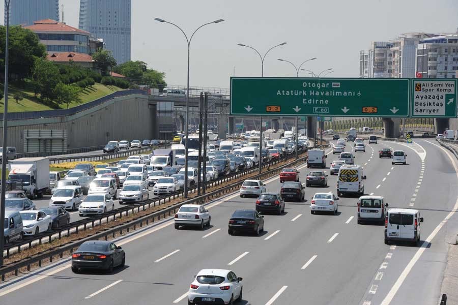  İstanbul'dan kaçış başladı