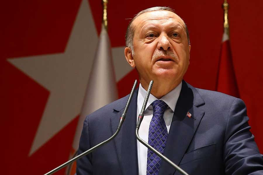 Erdoğan: Almanya konuşmama izin vermeyerek intihar ediyor