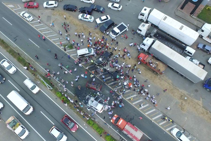 Trabzon'da zincirleme kaza: 3 ölü, 8 yaralı