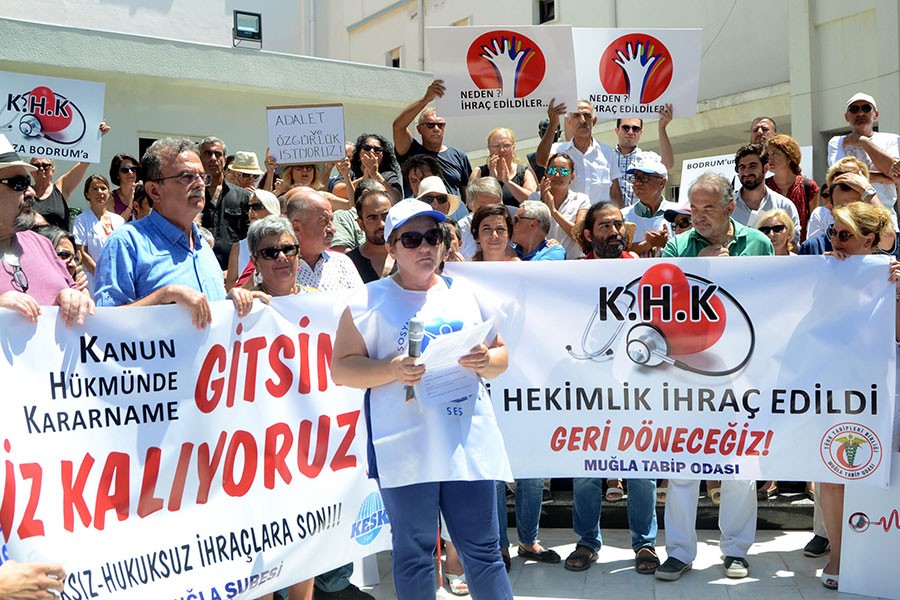 Muğla'da KHK hukuksuzluğuna tepki: İyi hekimlik ihraç edildi