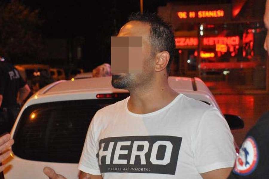 'Hero' tişörtlü kişi gözaltına alınıp serbest bırakıldı