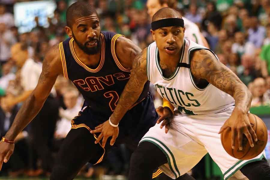 Kyrie Irving, Boston Celtics'e takas ediliyor