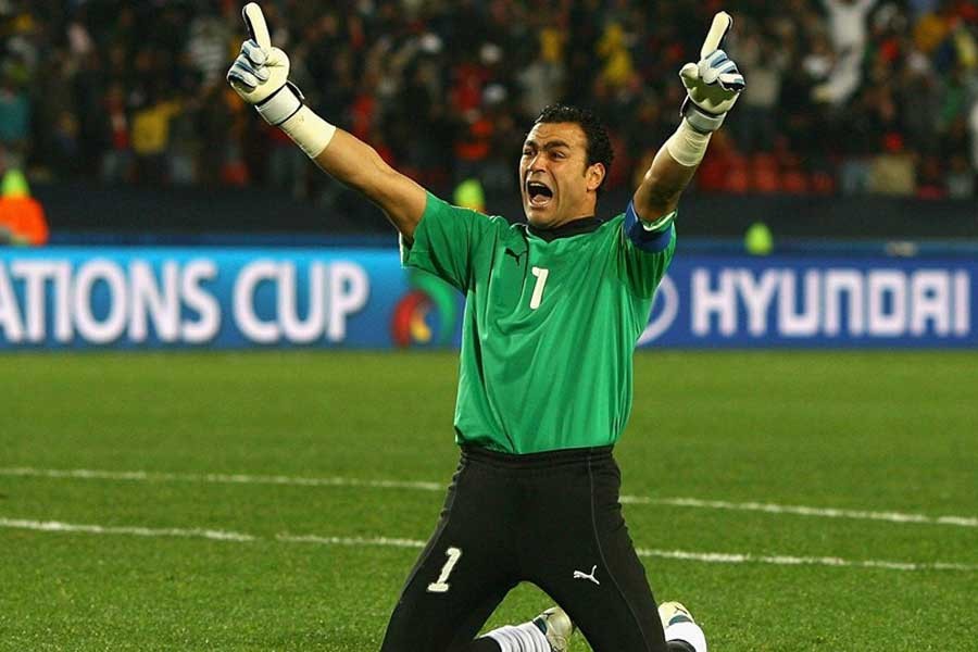 44'ünde bir çınar: Mısır kalecisi El Hadary rekora koşuyor