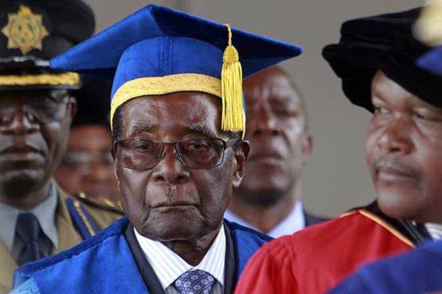 Zimbabve'de iktidar partisi Mugabe'yi görevden aldı