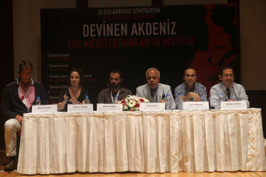 ‘Devinen Akdeniz’ Bergama köylü mücadelesiyle devam ediyor