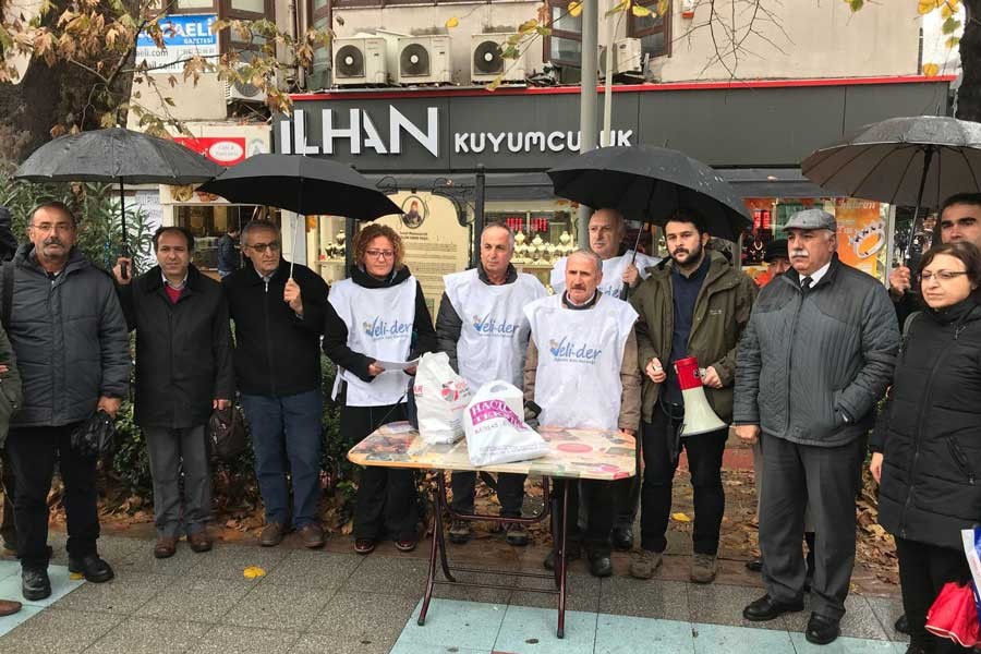 Veli-Der'den müfredat protestosu: Eğitim olumsuz etkileniyor