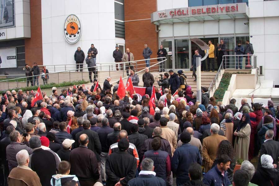 Çiğli'de halkın itirazları planları geri çektirdi